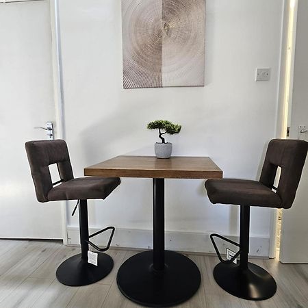 Trendy Apartment In Old Street ロンドン エクステリア 写真